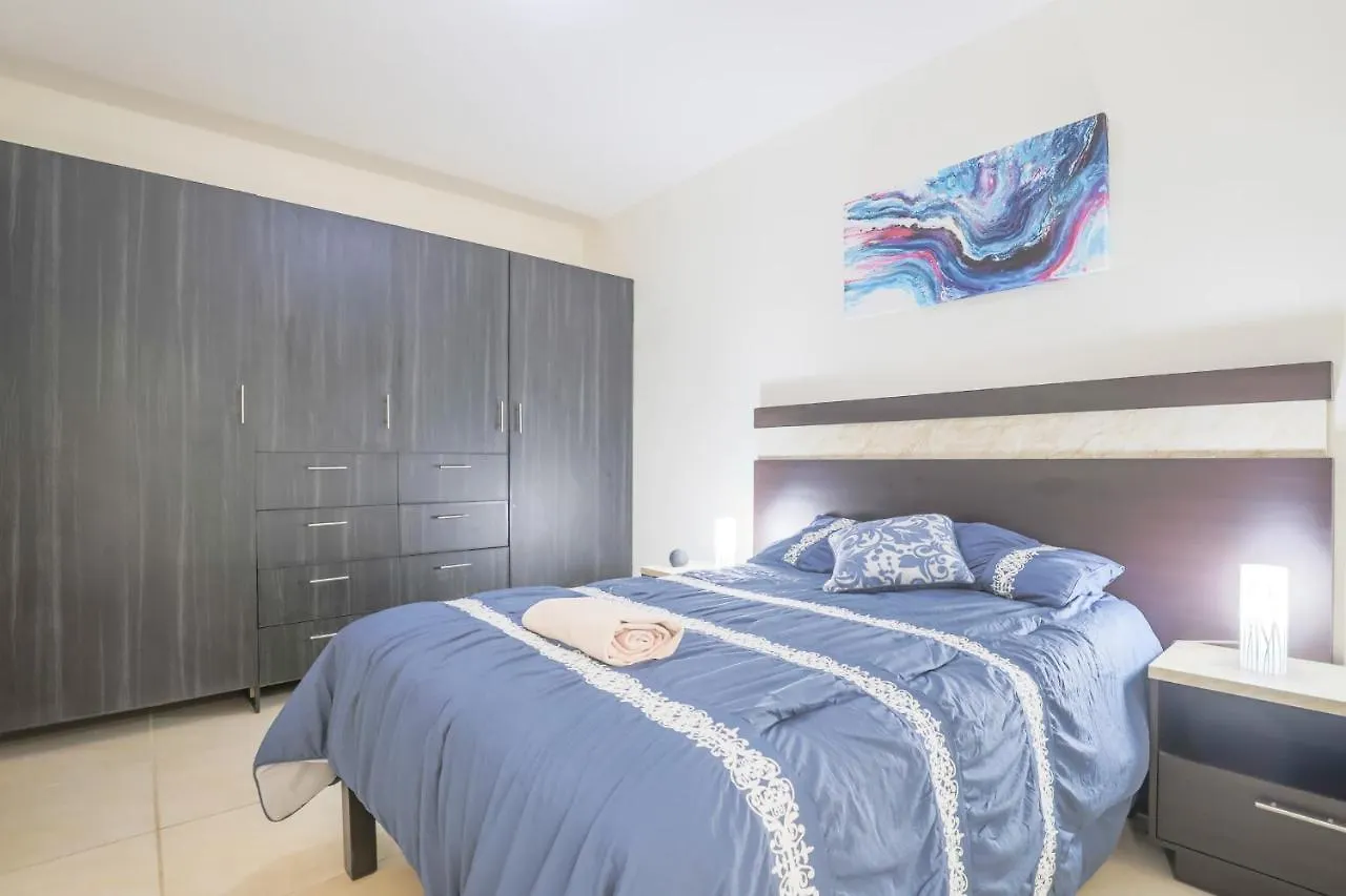 Departamento Lirios Residencial Para 5 Alberca Cancún Appartamento